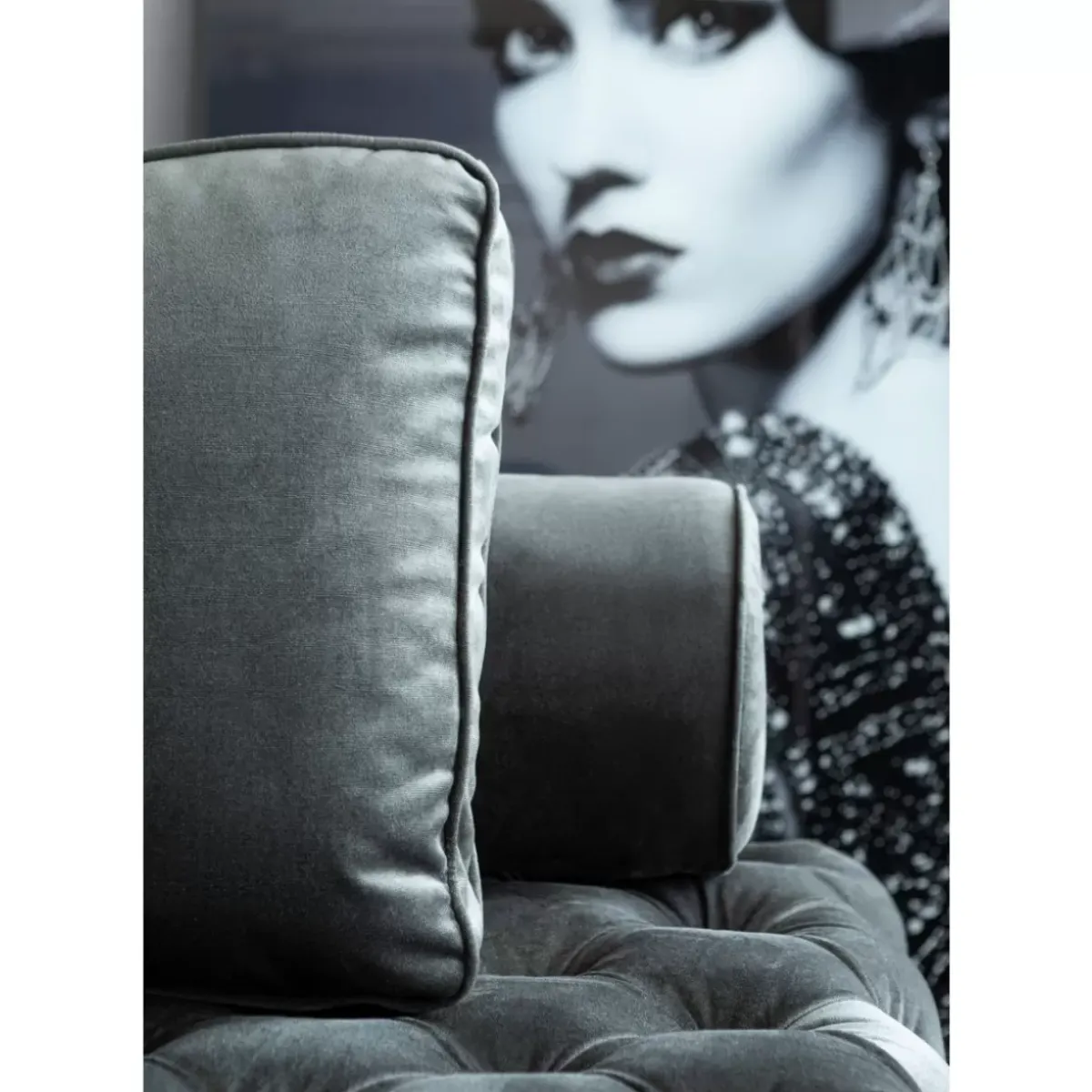 New Liege Bottone Velvet Grau Sofas & Couches