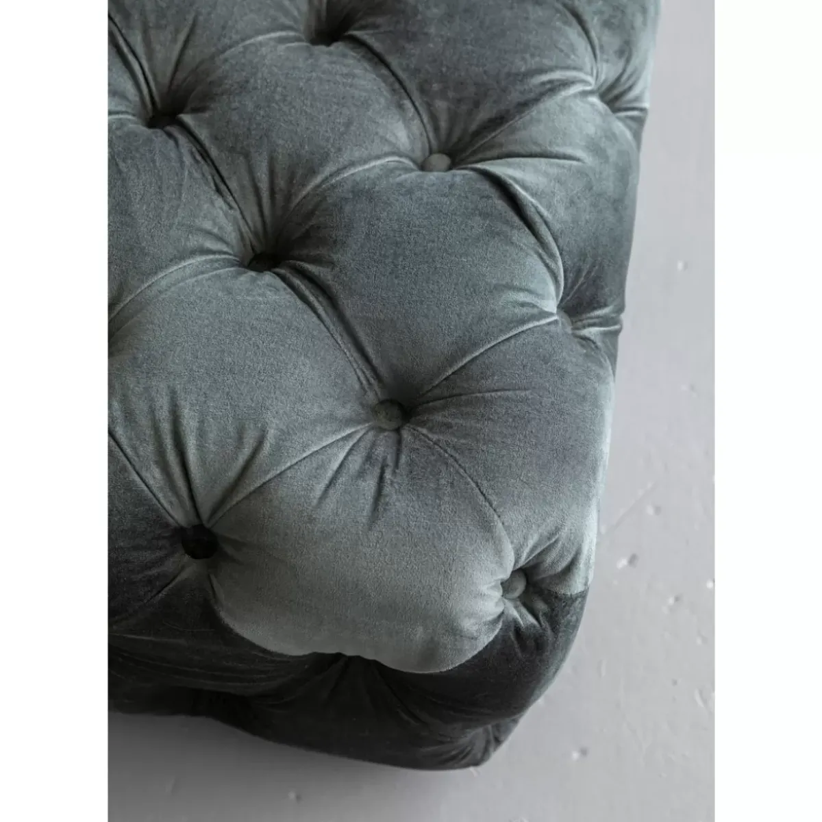 New Liege Bottone Velvet Grau Sofas & Couches